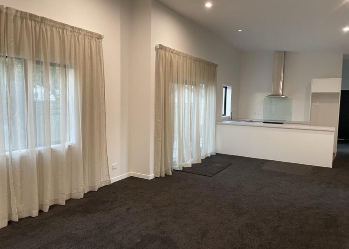  at 8A Worcestor Street, West End, Palmerston North, Manawatu / Whanganui