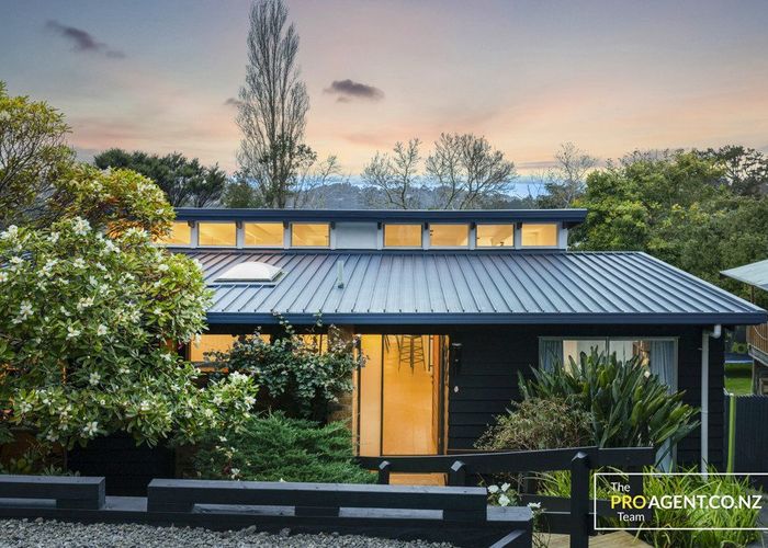  at 442 Huia Road, Laingholm, Auckland