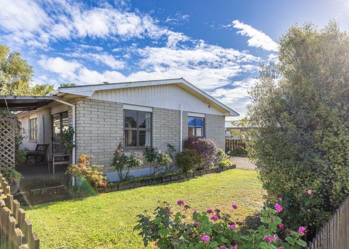  at 4 Leeton Drive, Waipukurau, Waipukurau