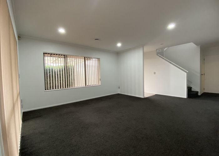  at 208 Botany Road, Botany Downs, Manukau City, Auckland