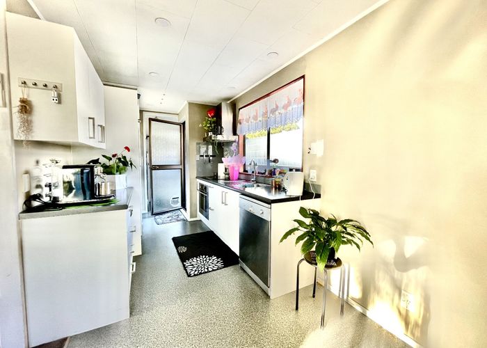 at 1/162 Universal Drive, Henderson, Waitakere City, Auckland