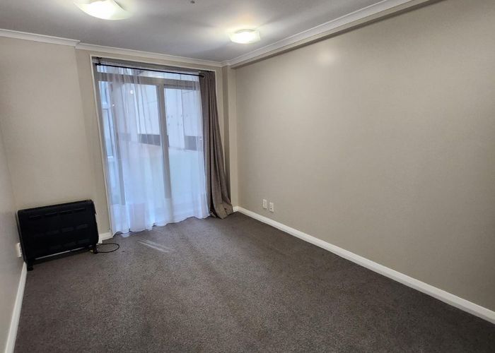  at 212/15 Holland Street, Te Aro, Wellington