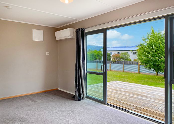  at 6 Hopkins Road, Twizel