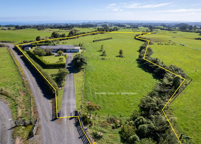  at 60 Maunga Heights, Hurworth, New Plymouth