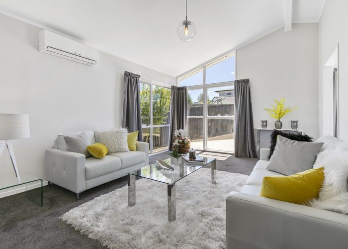  at 8 Frangipani Avenue, Manurewa, Auckland