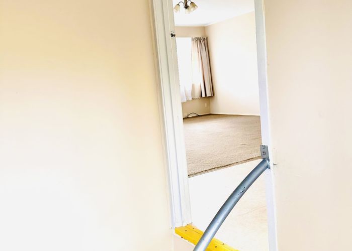  at 2/99 Station Road, Papatoetoe, Auckland
