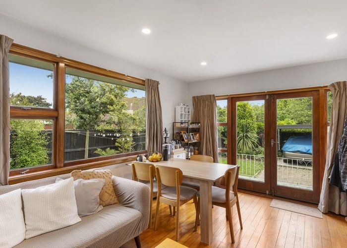  at 2/37 Lochee Road, Upper Riccarton, Christchurch City, Canterbury