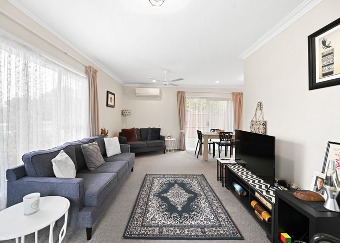  at 348A Cobham Drive, Hillcrest, Hamilton