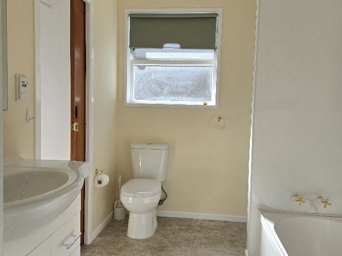  at 4 Westview Grove, Miramar, Wellington, Wellington
