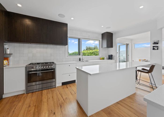  at 15 Rewa Road, Three Kings, Auckland City, Auckland