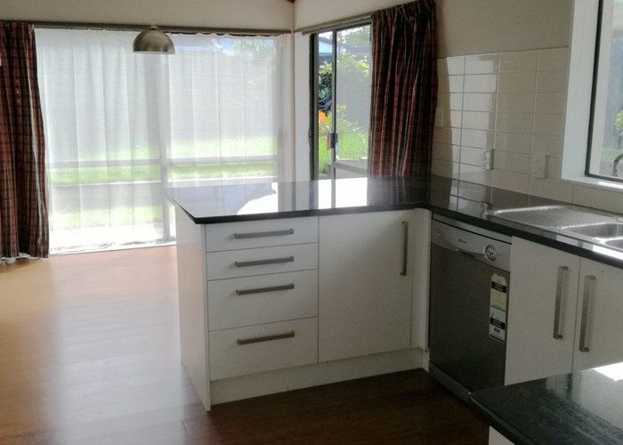  at 33 Olena Avenue, Sunnyhills, Auckland