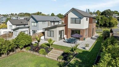  at 13 Castledine Crescent, Glen Innes, Auckland