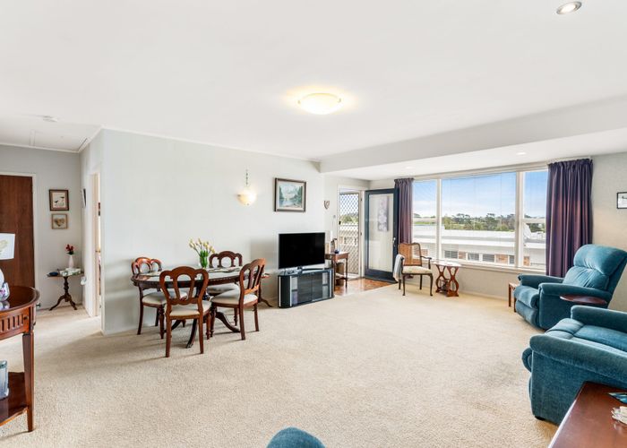  at 2/14B Penney Avenue, Mount Roskill, Auckland