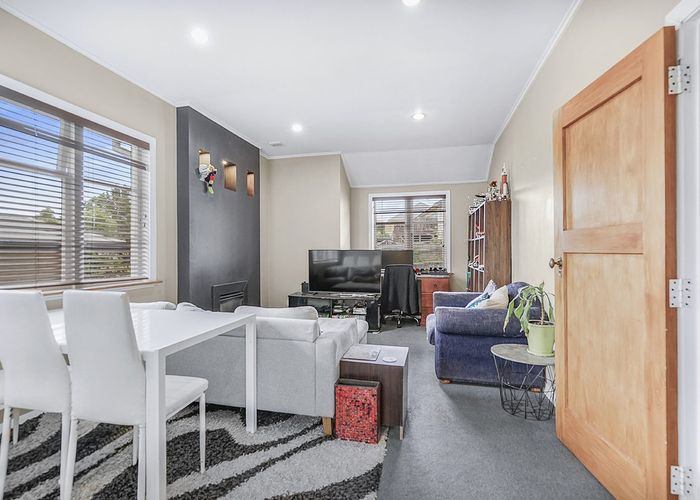  at 116 Forest Lake Road, Forest Lake, Hamilton