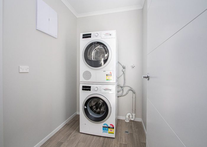  at A/3/20 Jones Crescent, Melville, Hamilton, Waikato