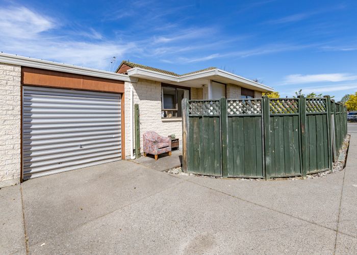  at 1/27 Marlene Street, Casebrook, Christchurch