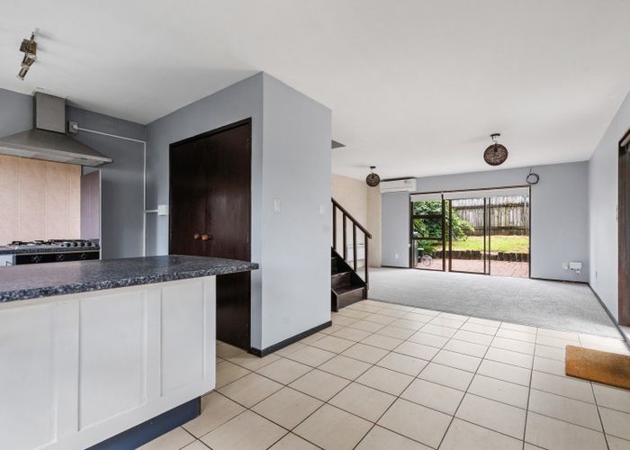  at 5/30 Owairaka Avenue, Mount Albert, Auckland City, Auckland