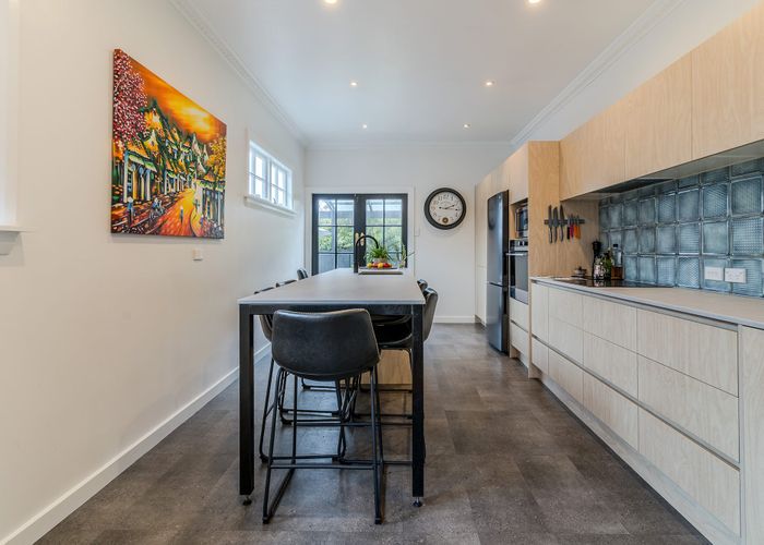  at 30 Ings Avenue, Saint Clair, Dunedin, Otago