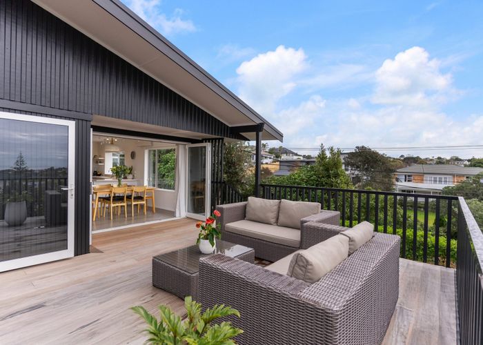  at 1 Kilduff Place, Mairangi Bay, North Shore City, Auckland