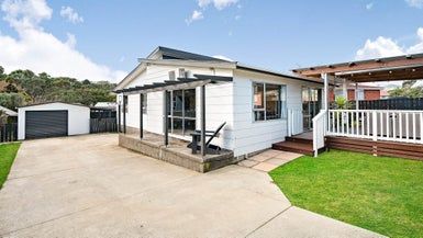  at 4 Conclusion Street, Ascot Park, Porirua