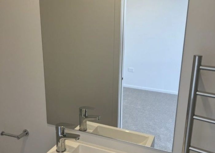  at 4/127 Luke Street, Otahuhu, Auckland City, Auckland