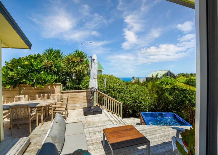  at 6 Edwin Mitchelson Road, Muriwai