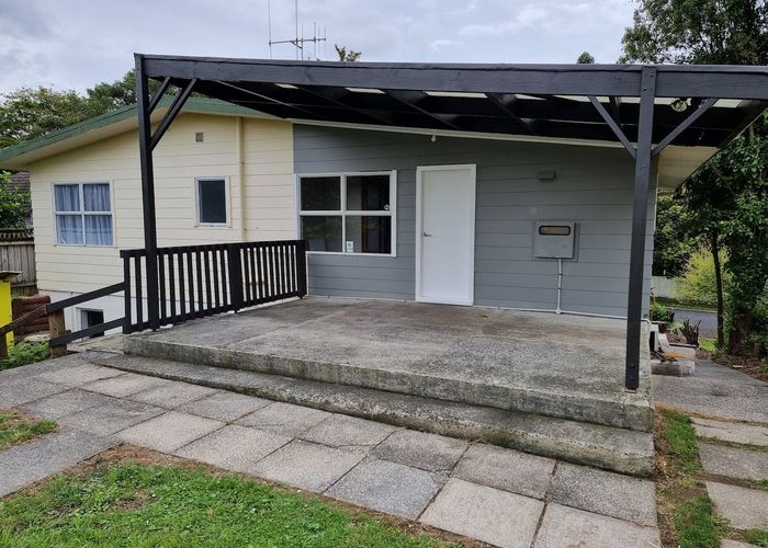  at 4 Joanna Place, Deanwell, Hamilton