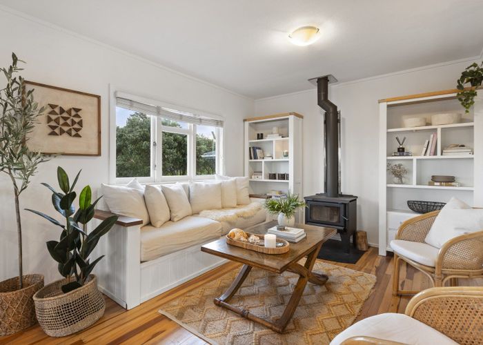  at 10 Tahatai Road, Oneroa, Waiheke Island