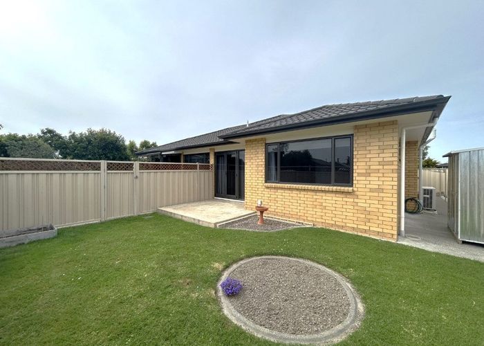  at 142a Gloucester Street, Taradale, Napier, Hawke's Bay