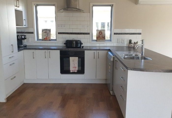  at 3 Gazelle Ave, Beach Haven, North Shore City, Auckland