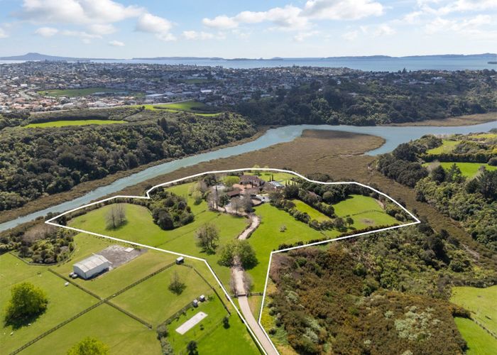  at 5 Birch Park Lane, Whitford, Manukau City, Auckland