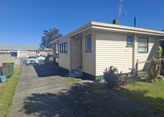  at 4 Greensboro Street, Hamilton East, Hamilton, Waikato