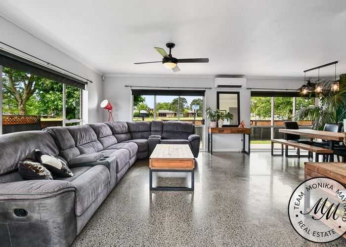  at 17 Millington Place, Huntington Park, Manukau City, Auckland