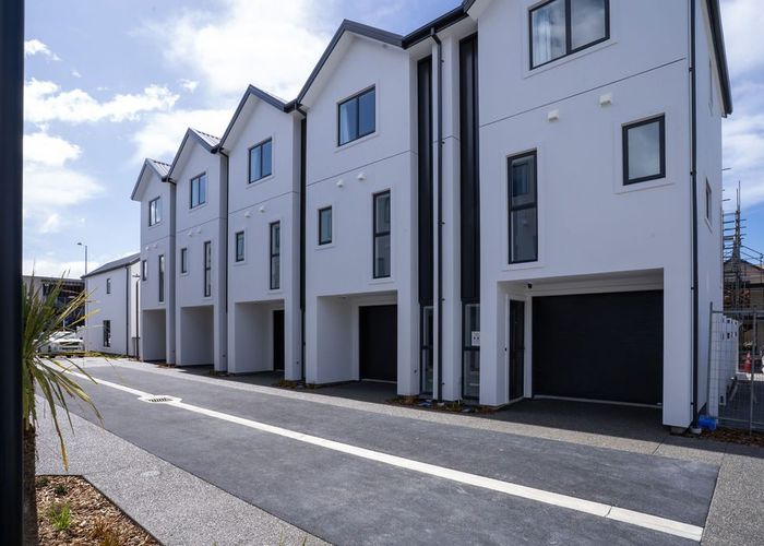  at Townhouse 44, Madras Square, City Centre, Christchurch City, Canterbury