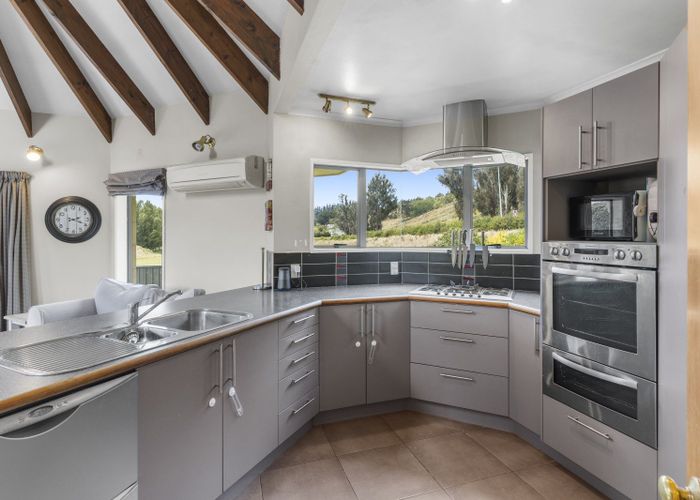  at 4 Elizabeth Avenue, East Taieri, Mosgiel
