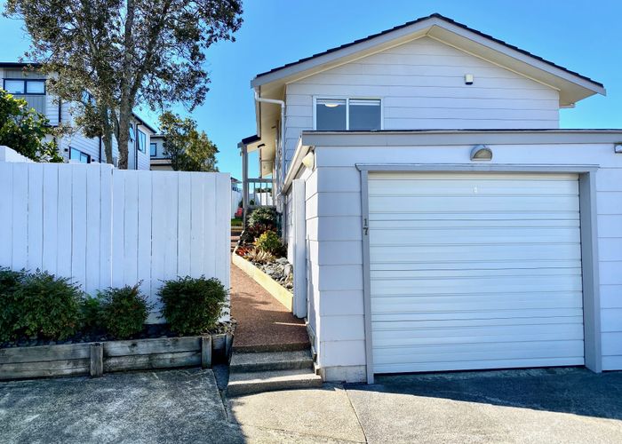  at 1/17 Athena Drive, Totara Vale, North Shore City, Auckland