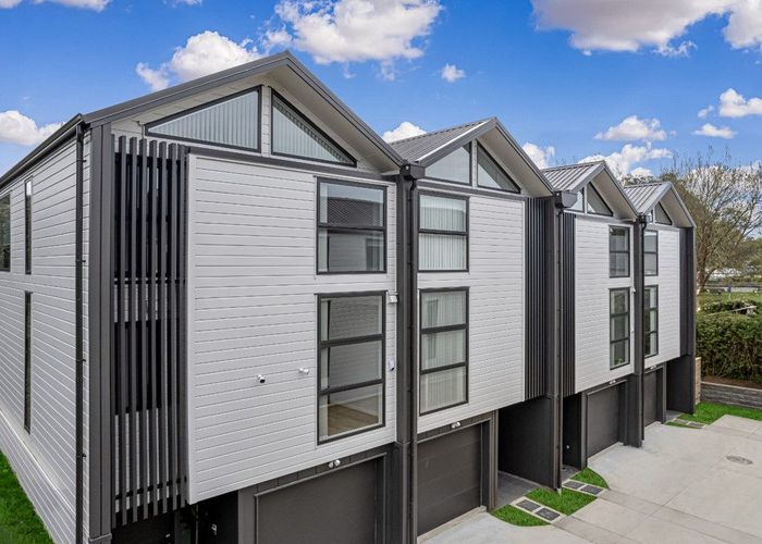  at 2/245 Gillies Ave, Epsom, Auckland City, Auckland