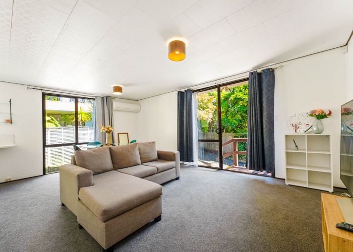  at 3/77 Woodfern Crescent, Titirangi, Waitakere City, Auckland