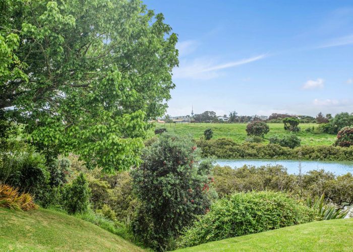  at 2 Lister Street, Point Chevalier, Auckland City, Auckland