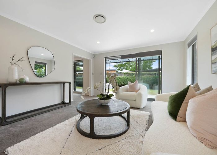  at 12 Isobel Road, Greenhithe, North Shore City, Auckland