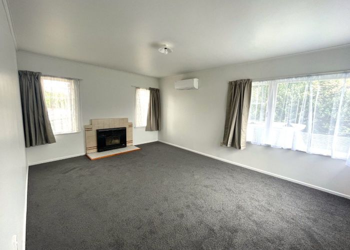  at 11 Robyn Place, Mangere East, Manukau City, Auckland