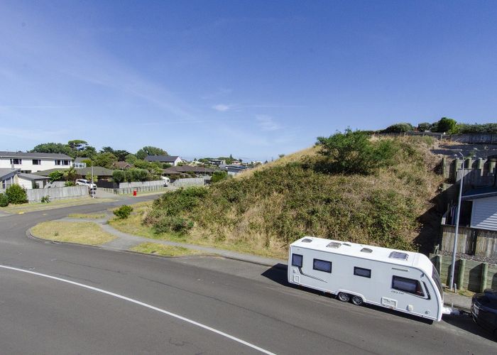  at 57 Hillcrest Road, Raumati Beach, Kapiti Coast, Wellington