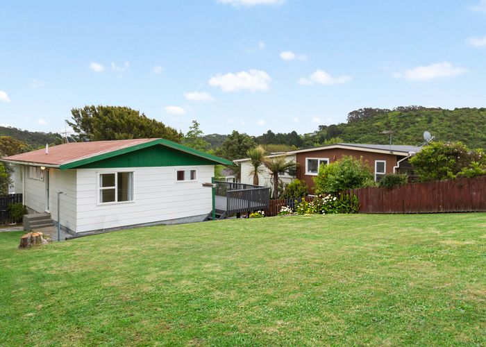  at 39 Ayton Drive, Whitby, Porirua
