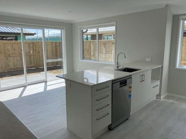  at 6 Gold Lane, Papamoa