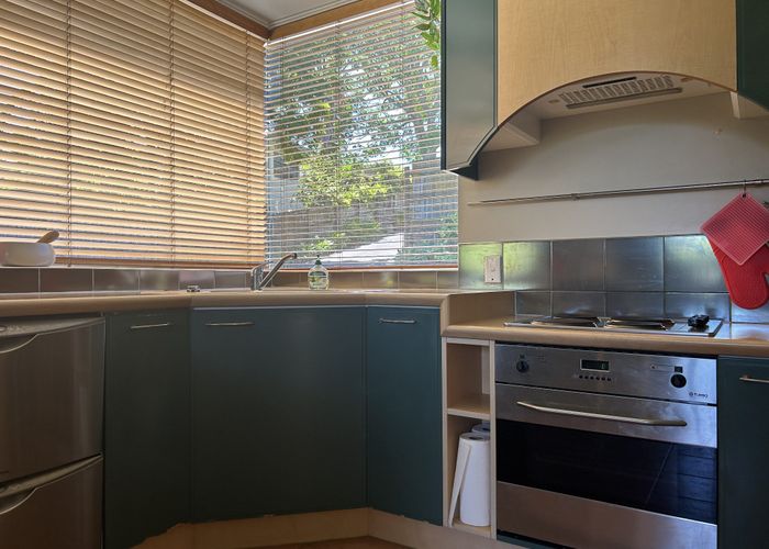  at 12 Donald Street, Stanmore Bay, Whangaparaoa