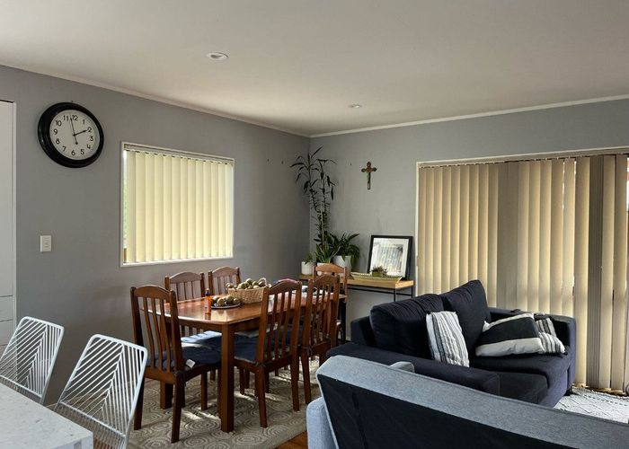  at 76A View Road, Henderson, Waitakere City, Auckland