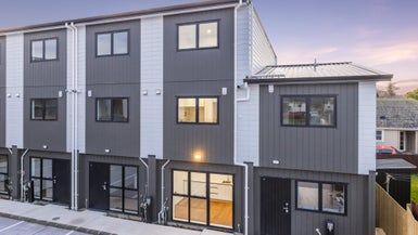  at 18/717 Sandringham Road Extension, Wesley, Auckland