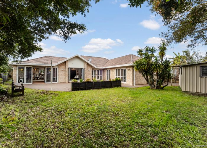  at 20 Vermeer Place, West Harbour, Waitakere City, Auckland