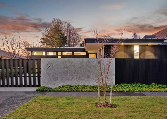  at 21 Rochdale Street, Fendalton, Christchurch City, Canterbury