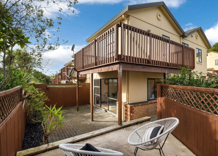  at 1/6 Sunnydale Place, Albany, North Shore City, Auckland